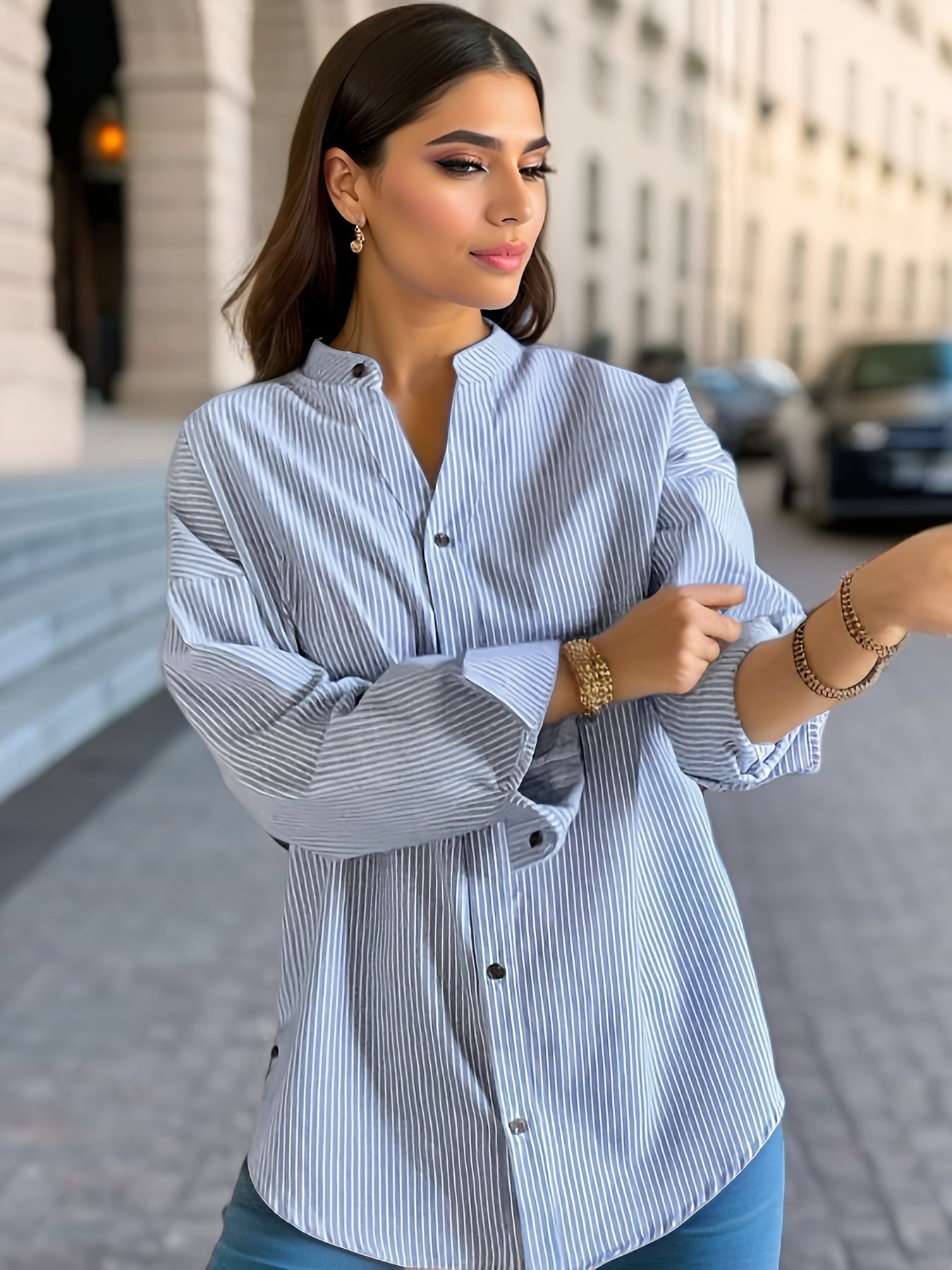 Mode North | Striped V-Neck Drop Shirt