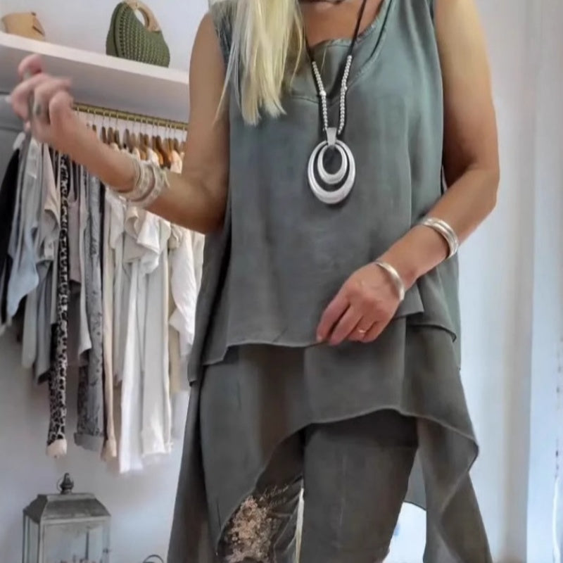 Amandine™ - Women's Two-Piece Set: Sleeveless Top and Printed Pants