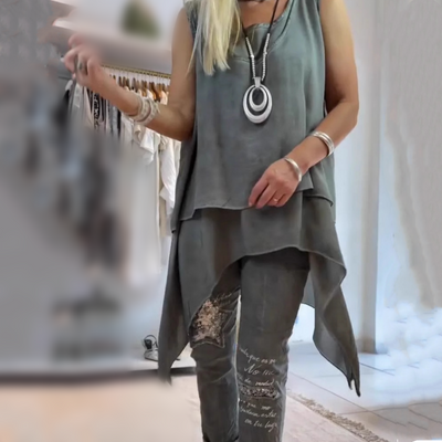 Amandine™ - Women's Two-Piece Set: Sleeveless Top and Printed Pants